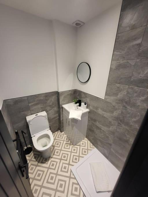 Beautiful Flat On Breck Road Apartman Liverpool Kültér fotó
